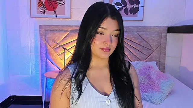 EmmaBlossom online show from March 29, 12:38 pm