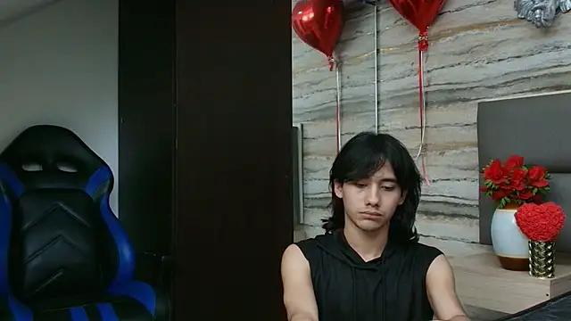 Lovers 21 online show from February 18, 3:46 am