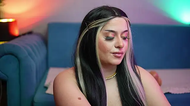 KarlaJai online show from October 31, 9:16 pm