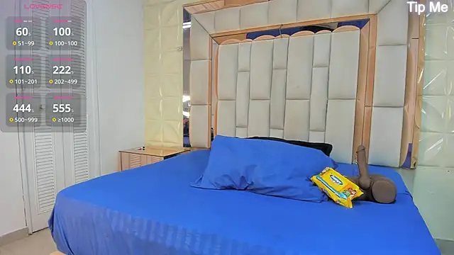 Sarah Adamss online show from October 30, 12:39 pm