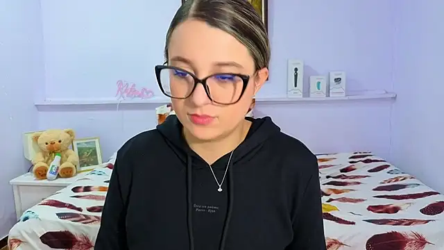 katiaa lovv online show from October 3, 11:40 am