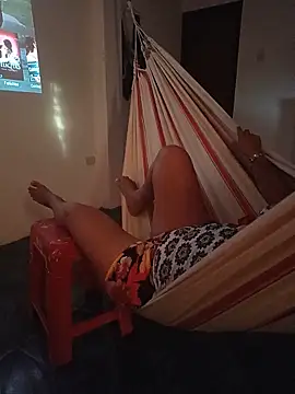 ANTHONYHOTT69 online show from May 28, 10:29 pm