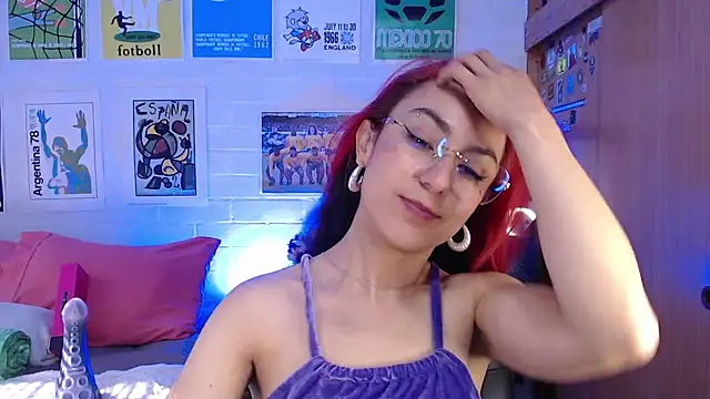 Snapshot of Amy66 chatting on July 10, 1:03 pm Amy66 online show from July 10, 1:03 pm
