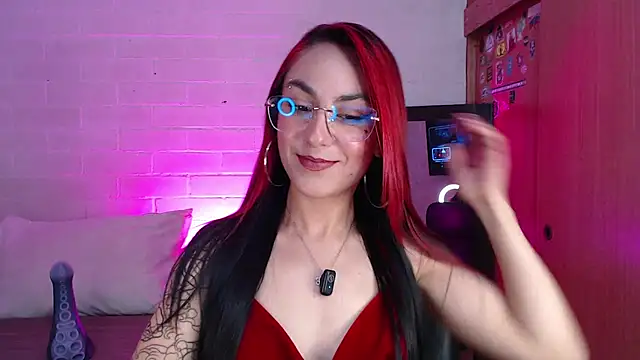 Snapshot of Amy66 chatting on August 9, 11:53 pm Amy66 online show from August 9, 11:53 pm