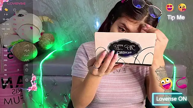 draviana a  online show from February 10, 2:59 am