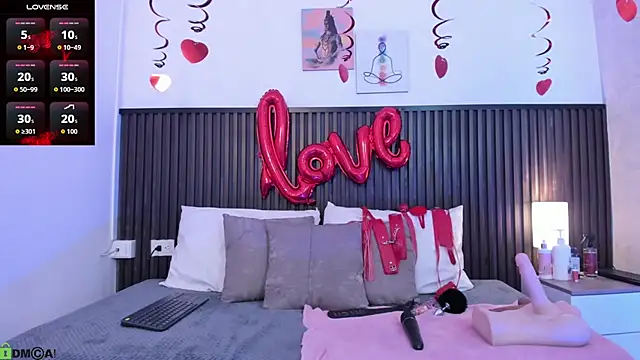 alahia mellers online show from February 12, 2:28 am