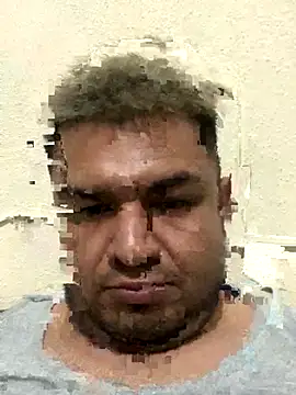 Snapshot of Sk3m_veryhot chatting on November 13, 8:13 am Sk3m veryhot online show from November 13, 8:13 am