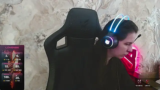 Irwi Tomboy online show from April 15, 11:17 am