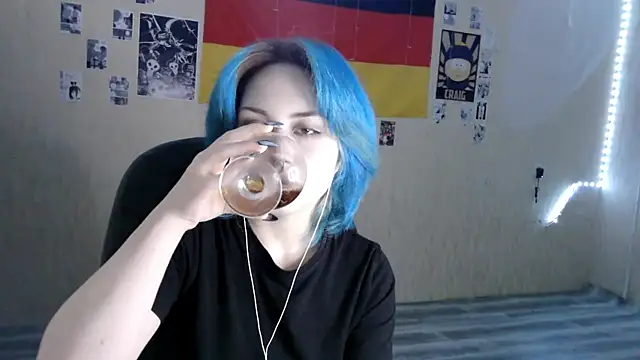 Snapshot of LeisaHopperstad chatting on January 15, 5:27 pm LeisaHopperstad online show from January 15, 5:27 pm