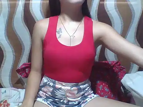 SweetPussie18x online show from March 20, 5:56 am