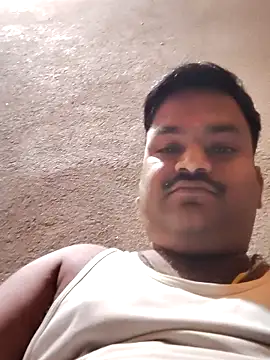 Snapshot of desiyouth94 chatting on October 25, 2:35 pm desiyouth94 online show from October 25, 2:35 pm