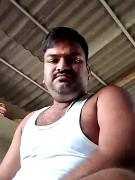 Snapshot of desiyouth94 chatting on October 29, 9:00 am desiyouth94 online show from October 29, 9:00 am