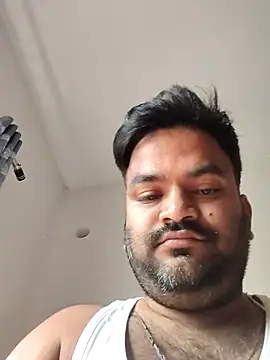 Snapshot of desiyouth94 chatting on November 7, 3:50 am desiyouth94 online show from November 7, 3:50 am