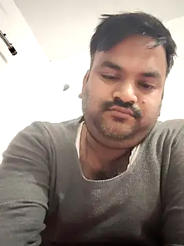 Snapshot of desiyouth94 chatting on November 21, 12:21 am desiyouth94 online show from November 21, 12:21 am