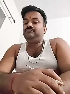 Snapshot of desiyouth94 chatting on November 24, 6:07 pm desiyouth94 online show from November 24, 6:07 pm