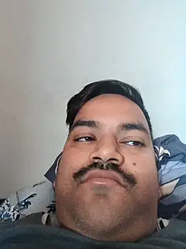 Snapshot of desiyouth94 chatting on February 20, 4:53 am desiyouth94 online show from February 20, 4:53 am