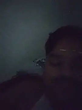 Snapshot of desiyouth94 chatting on February 21, 5:25 pm desiyouth94 online show from February 21, 5:25 pm