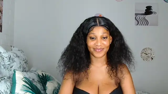Snapshot of ConnieSmall24 chatting on June 20, 11:07 pm ConnieSmall24 online show from June 20, 11:07 pm