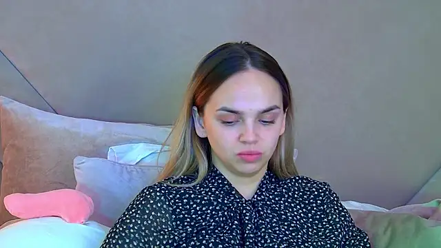 Snapshot of AnitaVenture chatting on October 11, 4:38 pm AnitaVenture online show from October 11, 4:38 pm