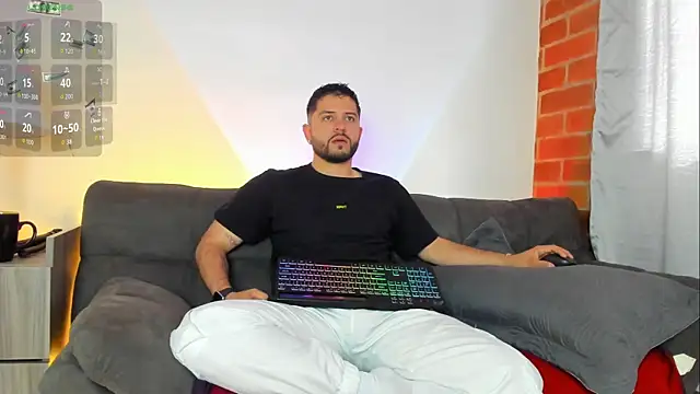 TomSloam online show from October 14, 1:12 pm