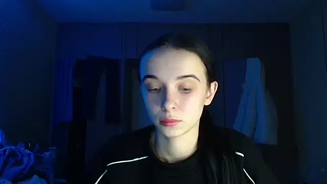 Emilia Light online show from December 15, 4:44 pm