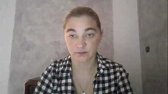 GoldenAngelMilf online show from October 24, 7:16 am