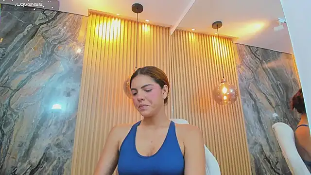 Snapshot of beca_winn chatting on March 4, 11:27 am beca winn online show from March 4, 11:27 am