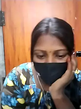 Tamil Hot Sandy online show from February 18, 9:22 pm