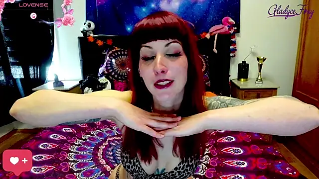 Snapshot of Gladyce_Foxy chatting on March 23, 2:32 pm Gladyce Foxy online show from March 23, 2:32 pm
