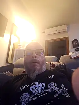 Snapshot of ilmilanese76 chatting on September 25, 5:16 pm ilmilanese76 online show from September 25, 5:16 pm