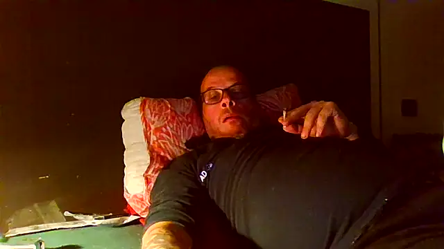 Snapshot of ilmilanese76 chatting on October 25, 12:40 am ilmilanese76 online show from October 25, 12:40 am