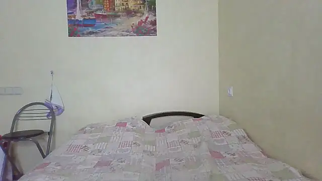 QueenMomyS online show from January 18, 8:12 pm