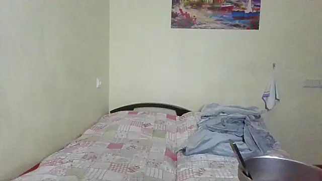 QueenMomyS online show from February 15, 7:54 pm