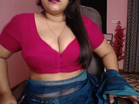Snapshot of Queen_Homaira chatting on October 3, 10:45 am Queen Homaira online show from October 3, 10:45 am