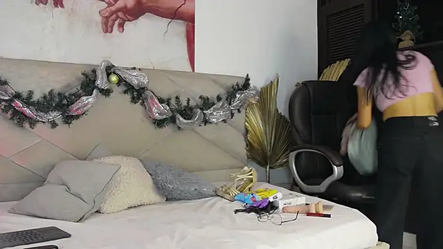 KateValencia online show from December 2, 11:59 am