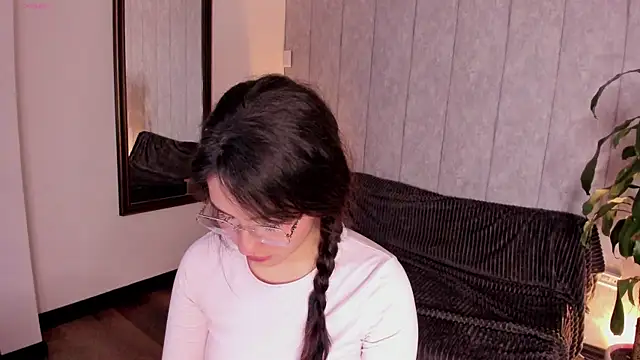 Snapshot of Sweet_pay chatting on March 31, 12:16 pm Sweet pay online show from March 31, 12:16 pm