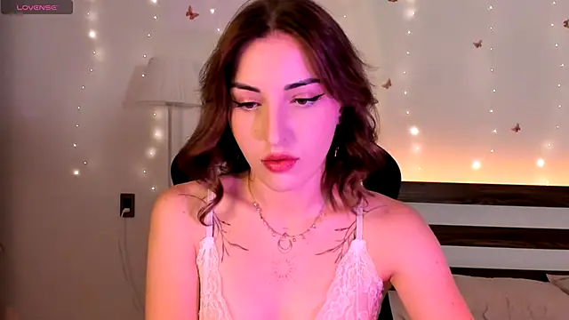 AmyVilvet  online show from November 4, 7:13 pm