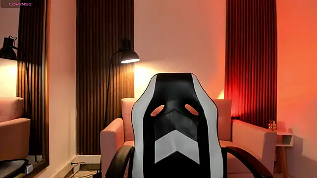 MAGIC VERA online show from February 5, 2:00 pm