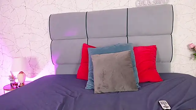 AngieBrookk online show from February 1, 8:46 am