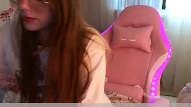 Snapshot of Tofumuchh chatting on March 11, 5:35 am Tofumuchh online show from March 11, 5:35 am