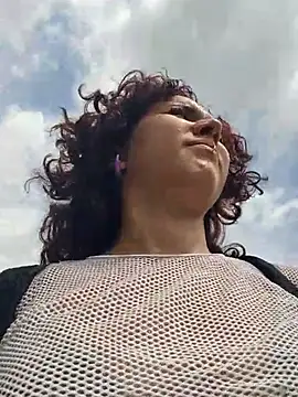  TOMOE online show from December 18, 6:03 pm