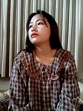 Snapshot of buddy-sexy chatting on April 23, 2:02 am buddy-sexy online show from April 23, 2:02 am