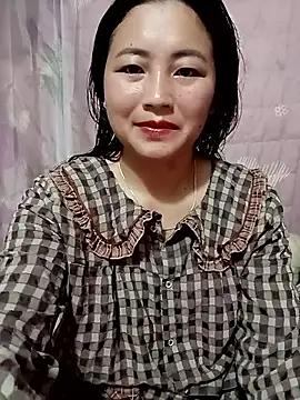 Snapshot of buddy-sexy chatting on May 17, 1:40 pm buddy-sexy online show from May 17, 1:40 pm