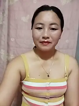 Snapshot of buddy-sexy chatting on June 4, 2:39 am buddy-sexy online show from June 4, 2:39 am
