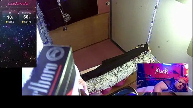 Snapshot of violentviolet68 chatting on June 30, 5:36 pm violentviolet68 online show from June 30, 5:36 pm
