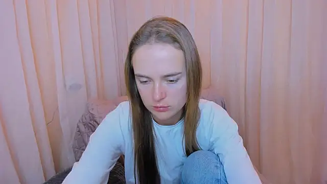 LilMary  online show from November 26, 11:55 am