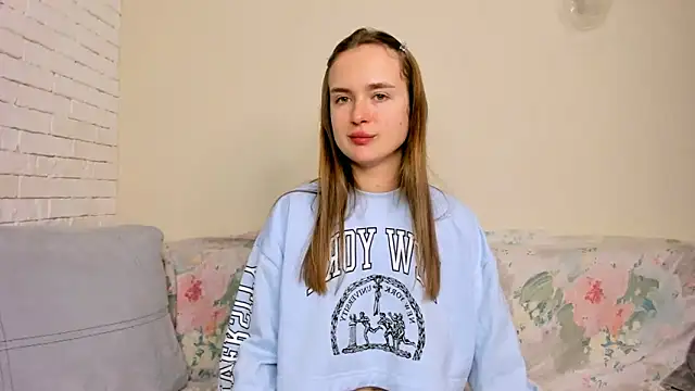 LilMary  online show from February 22, 8:07 pm