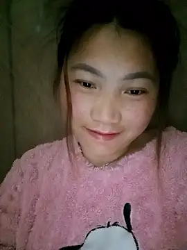 min-xinh online show from January 15, 3:49 pm