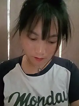 Snapshot of min-xinh chatting on June 11, 3:37 am min-xinh online show from June 11, 3:37 am