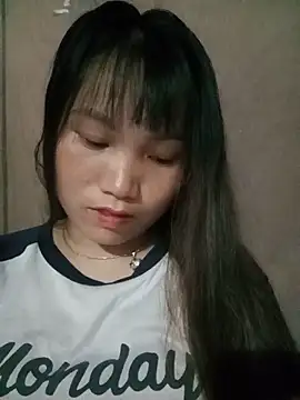 Snapshot of min-xinh chatting on June 21, 1:35 pm min-xinh online show from June 21, 1:35 pm